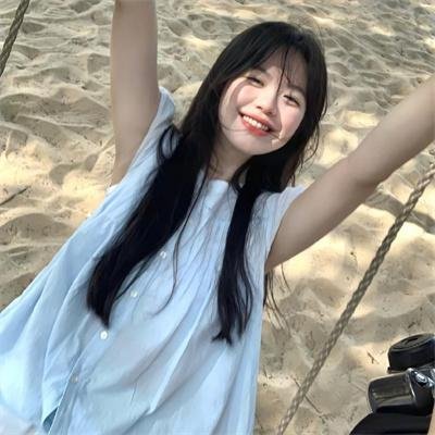 女孩罗塞玛莉